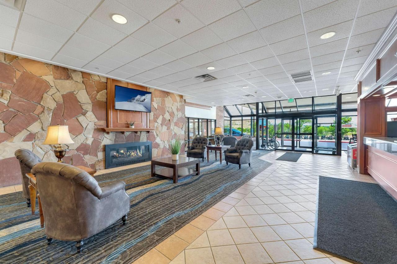 Surestay Plus Hotel By Best Western Price Eksteriør billede
