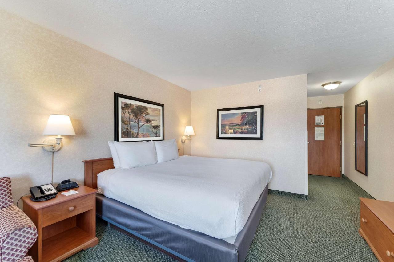 Surestay Plus Hotel By Best Western Price Eksteriør billede